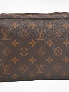 Authentic Louis Vuitton Trousse Toukette 23 Monogram Zipper Pouch